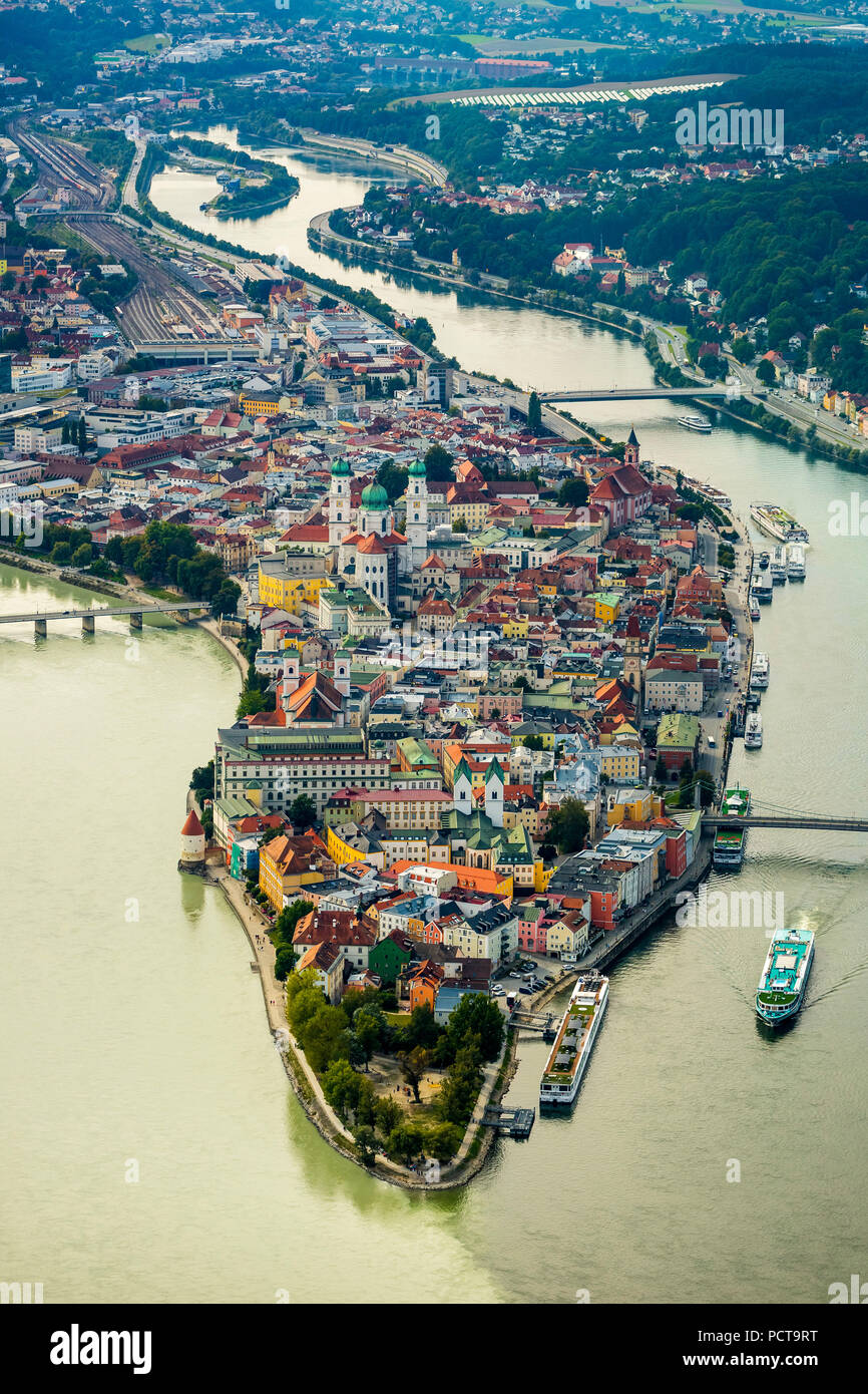 Aerial photo, old town of Passau with St. Stephen's Cathedral on the Cathedral Square as the seat of the Passau Bishop, confluence of Danube, Inn and Ilz Rivers, Passau, independent university town in the district of Lower Bavaria in Eastern Bavaria, Bavaria, Germany Stock Photo