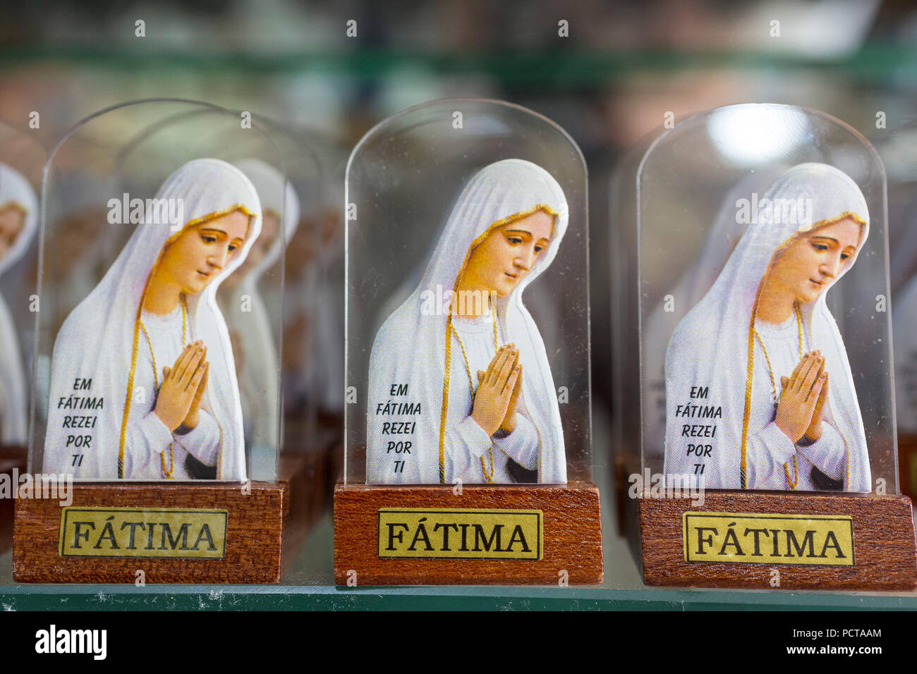 Madonna figures, religious kitsch, Fátima, Santarém district, Portugal, Europe Stock Photo