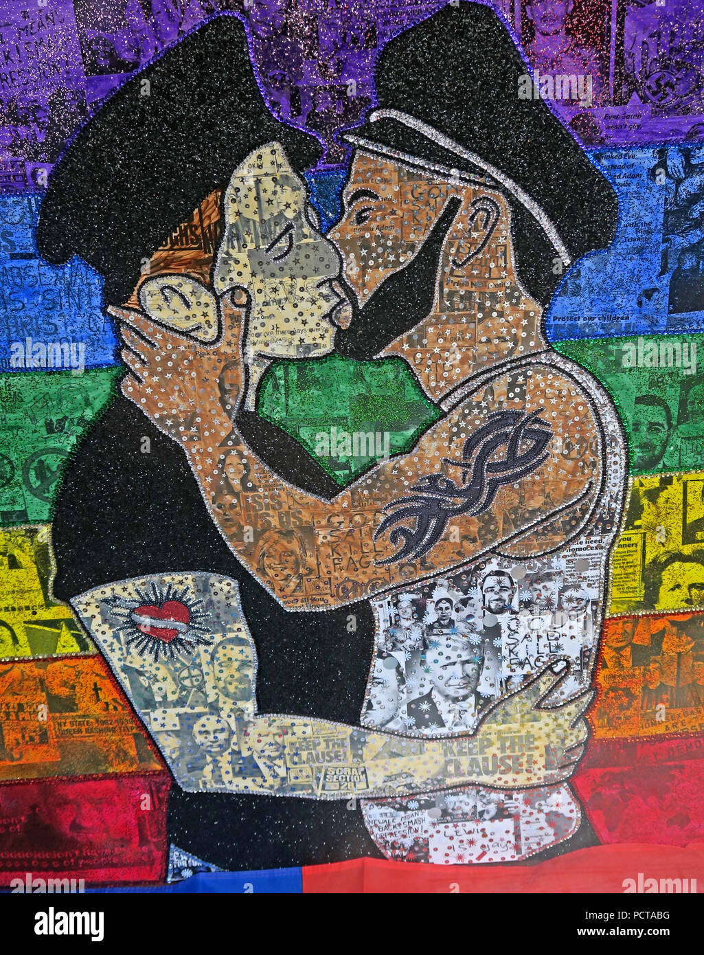 LGBT art, Two men in hats kissing,  Liverpool, Merseyside, North West England, UK Stock Photo