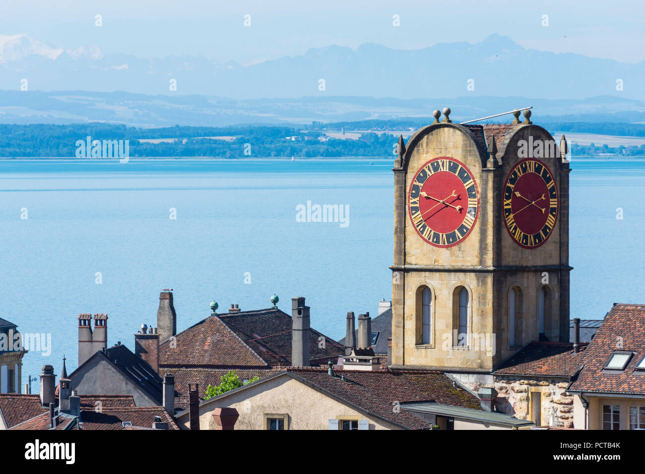 Old town with tower 'Tour de Diesse' in front of Lac de Neuchatel,  Neuchâtel, Canton Neuchâtel, Western Switzerland, Switzerland Stock Photo -  Alamy