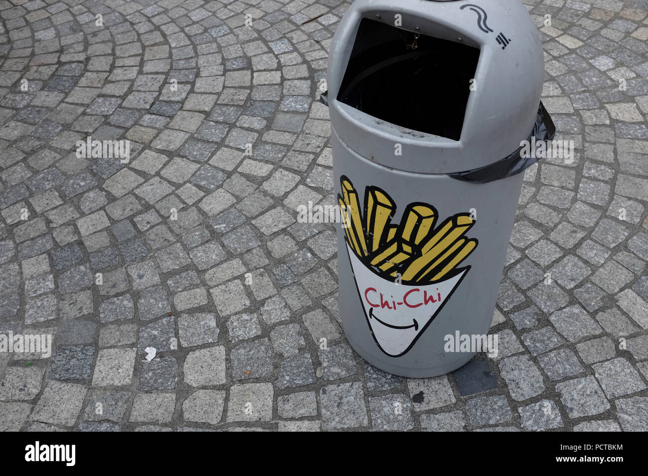 Dustbin at a french fries stall hires stock photography and images Alamy