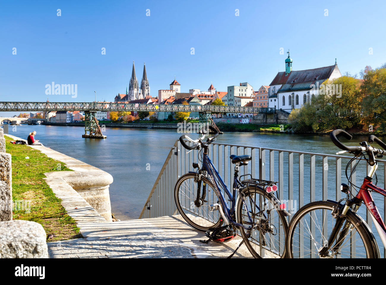 View from the Jahn Island, Eiserner Steg, cathedral, waterfront, autumn, Regensburg, Upper Palatinate, Bavaria, Germany, Europe Stock Photo