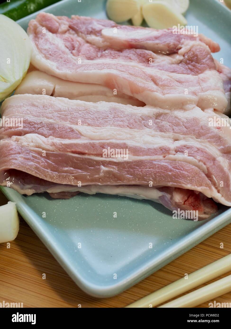 Korean food pork belly and vegetables, Samgyeopsal Stock Photo Alamy