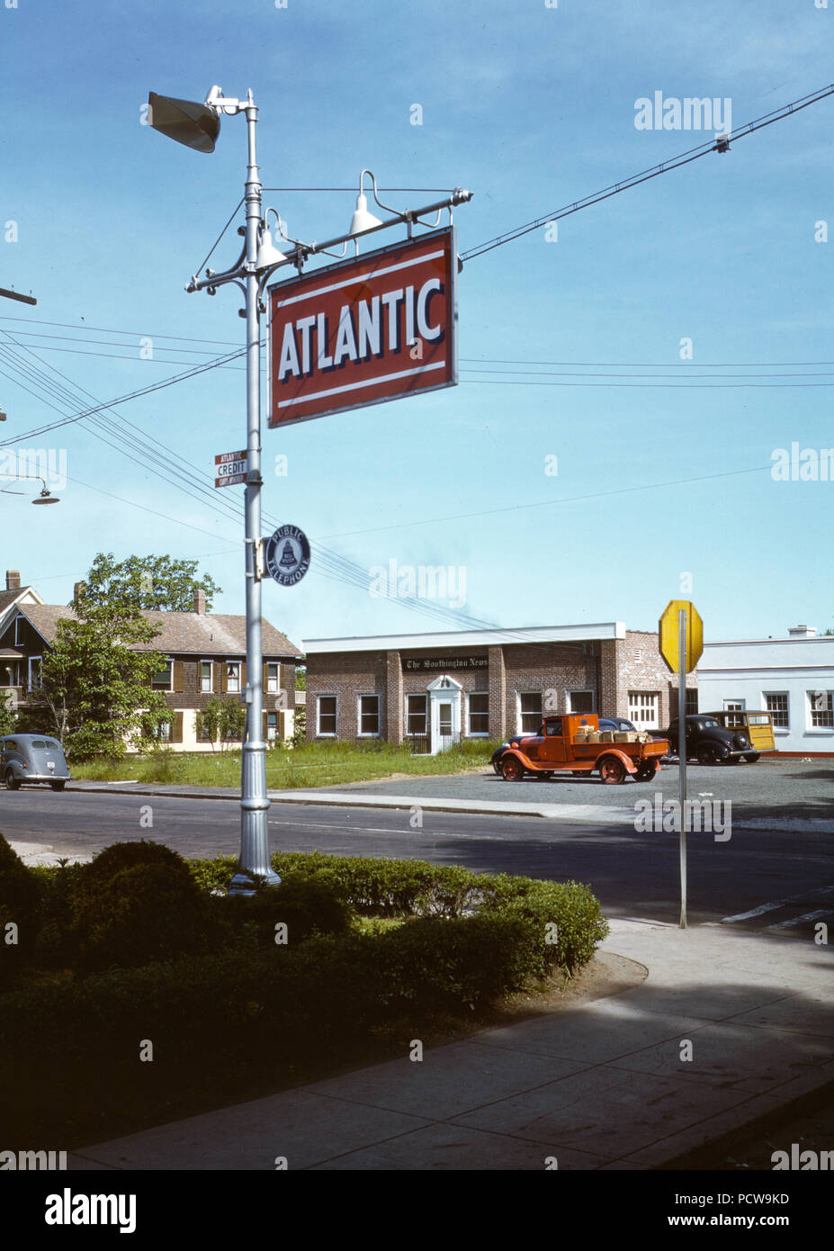 Southington connecticut atlantic gas station sign hires stock
