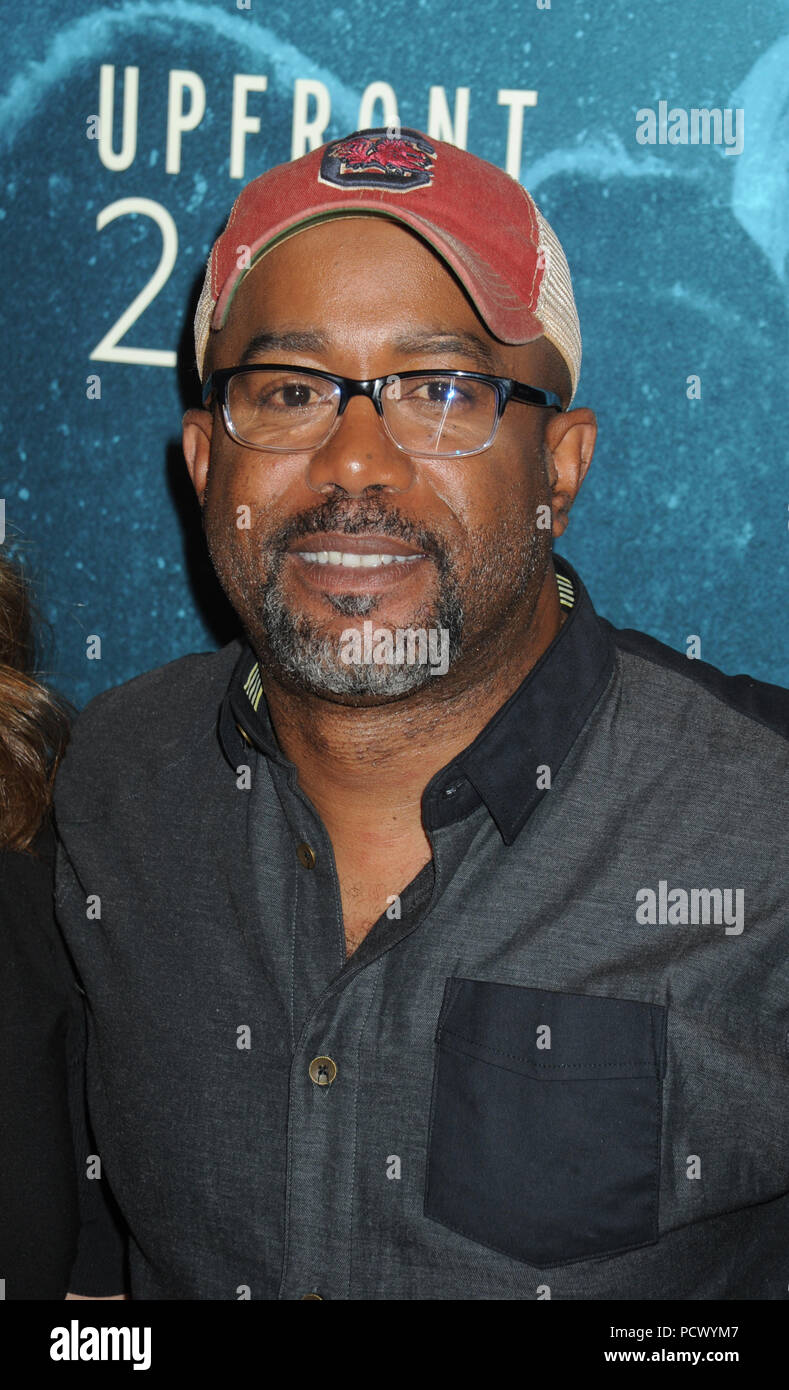 NEW YORK, NY - APRIL 02: Darius Rucker attends the 2015 CMT Upfront at ...