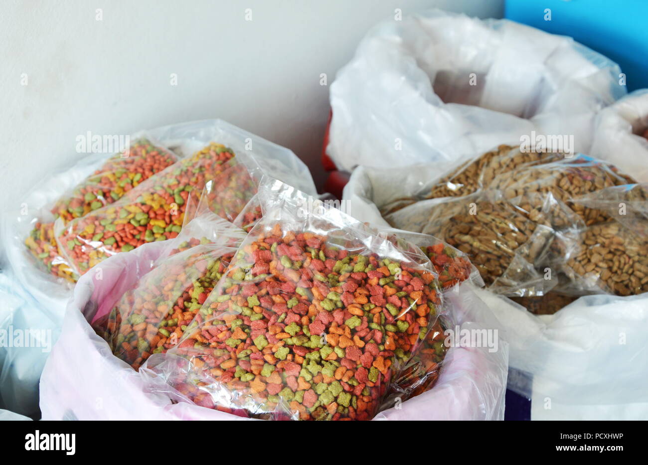 Protein cat pet food package hires stock photography and images Alamy