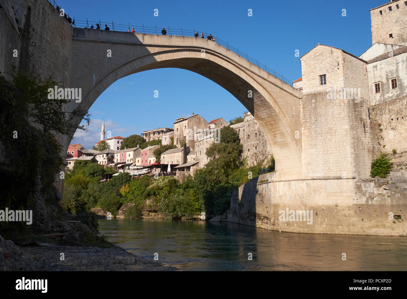 The Stari Most (Old Bridge) spanning the Neretva River at Mostar, Bosnia and Herzegovina. Stock Photo