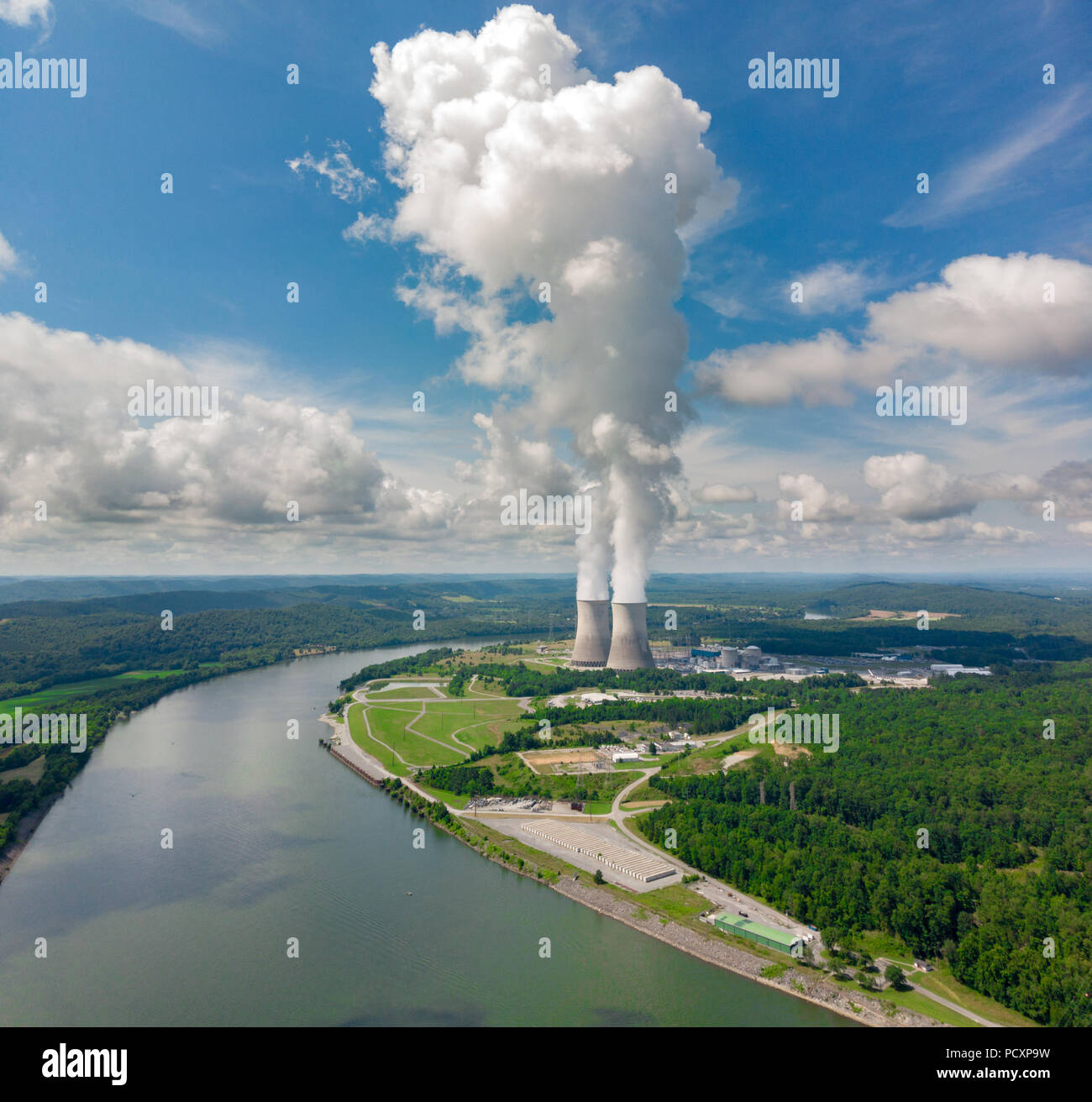 Cooling a reactor hires stock photography and images Alamy
