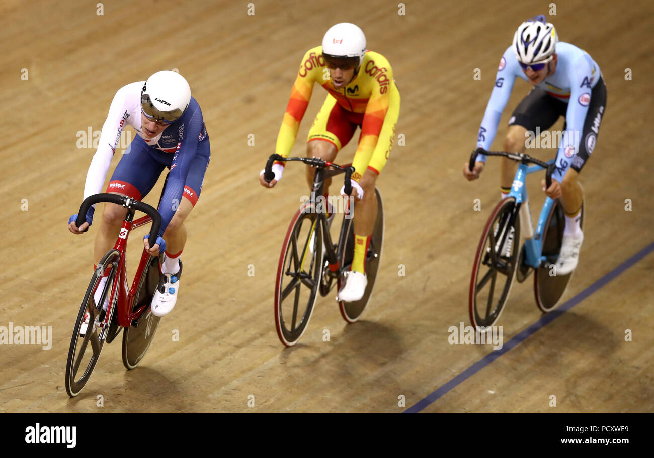 Great Britain's Ethan Hayter, Spain's Albert Torres and Ukraine's Gladysh Roman in the Men's Omnium IV 25km Points race during day three of the 2018 European Championships at the Sir Chris Hoy Velodrome, Glasgow. Stock Photo