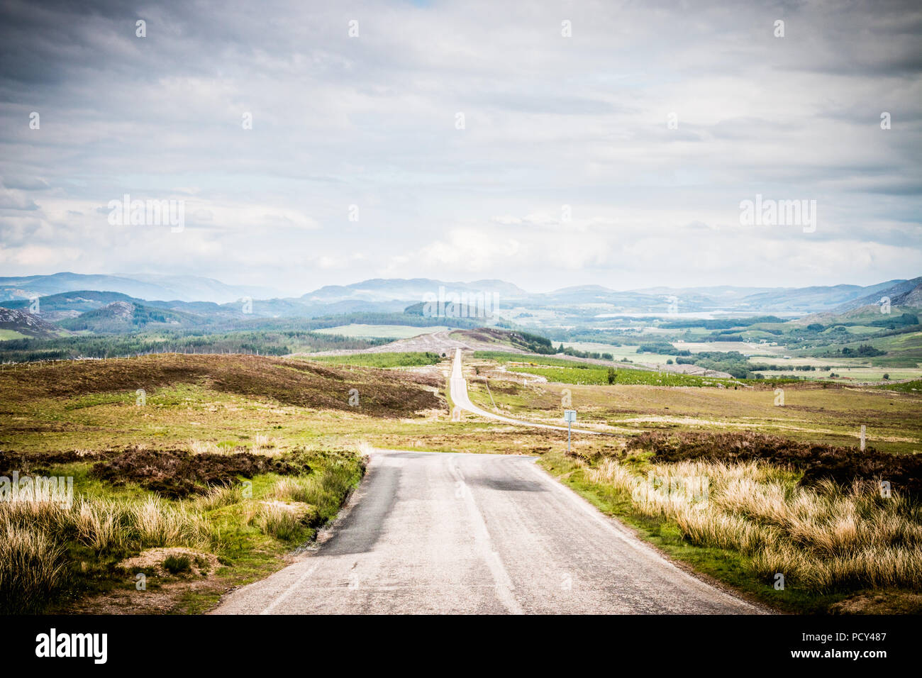 Roads in and around the isle of skye made car journeys amazing - The road to Inverness Stock Photo