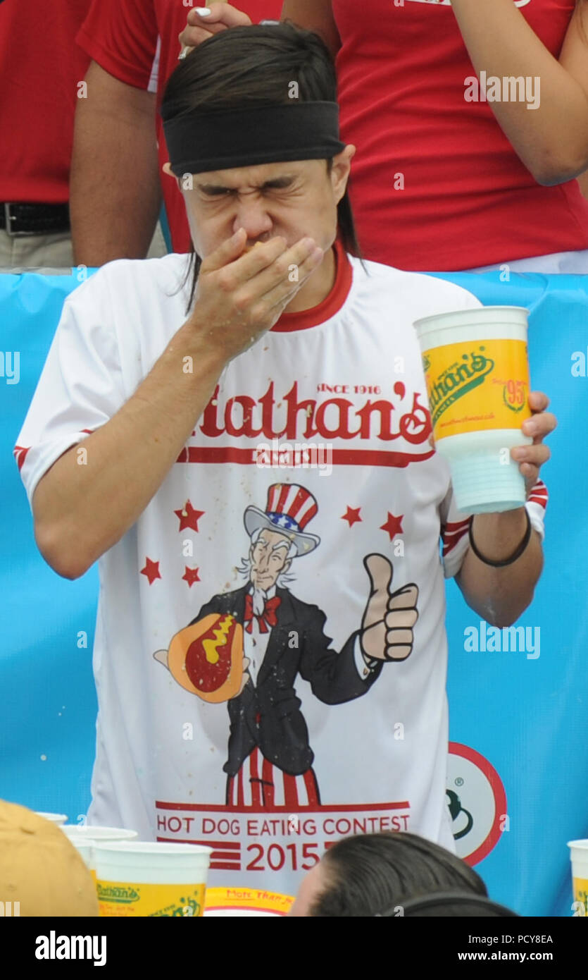 new-york-ny-july-04-matt-stonie-eats-62-hot-dogs-to-upset-joey