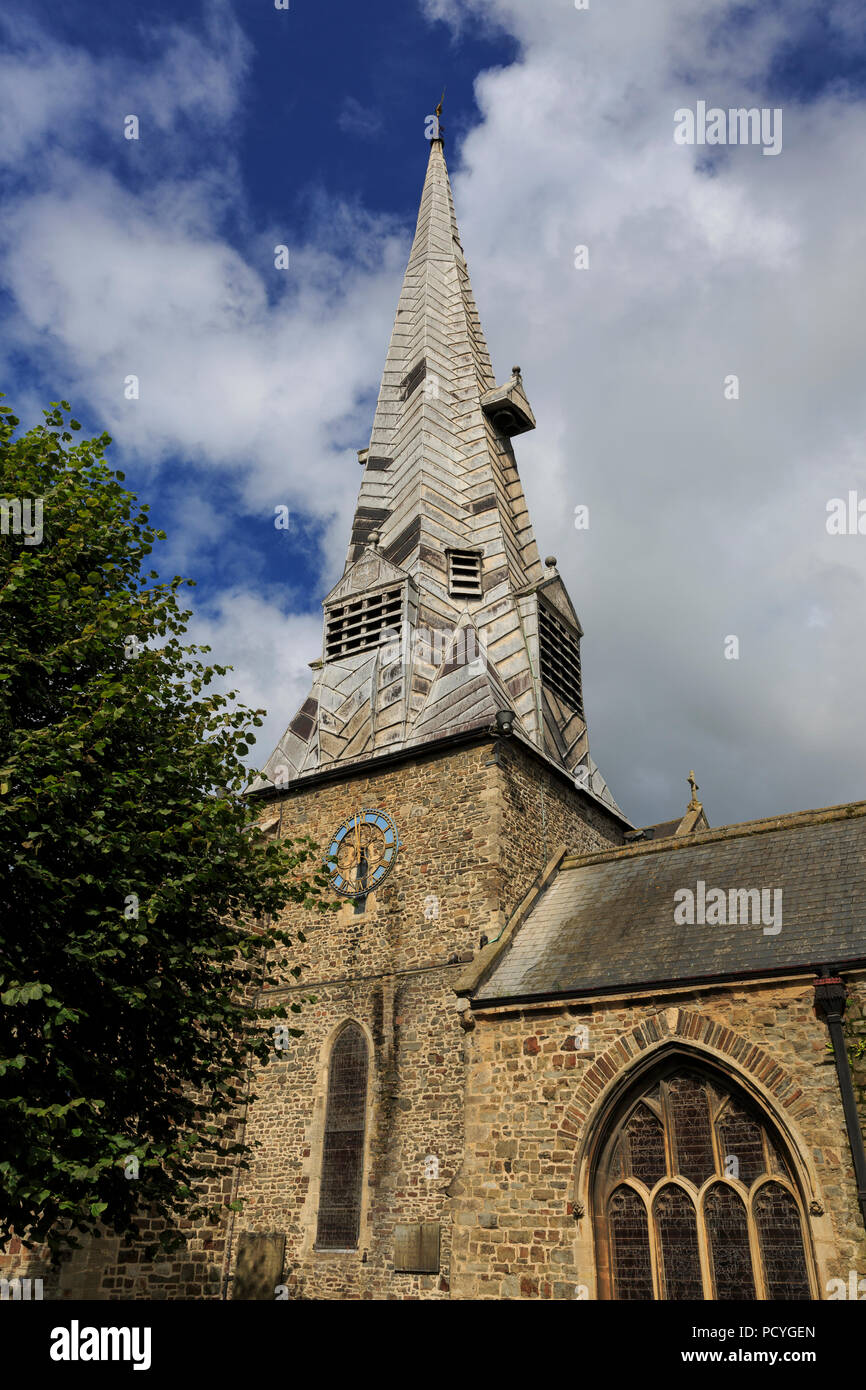 The twisted spire of St. Peter's Church, the parish church of Barnstaple in North Devon Stock Photo