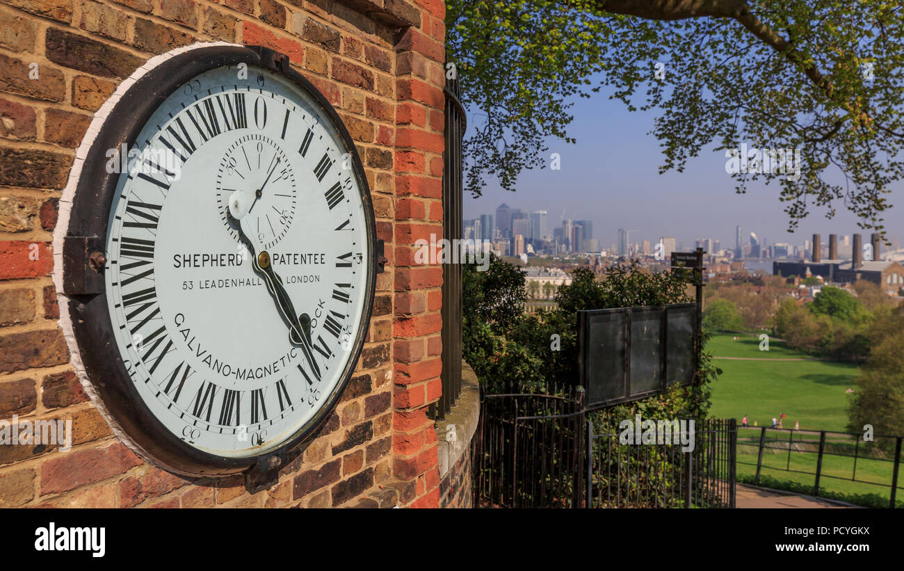 The Shepherd Gate Clock, an unusual 24-hour analogue clock, installed at the Royal Observatory, has been displaying GMT to the public since 1852 Stock Photo