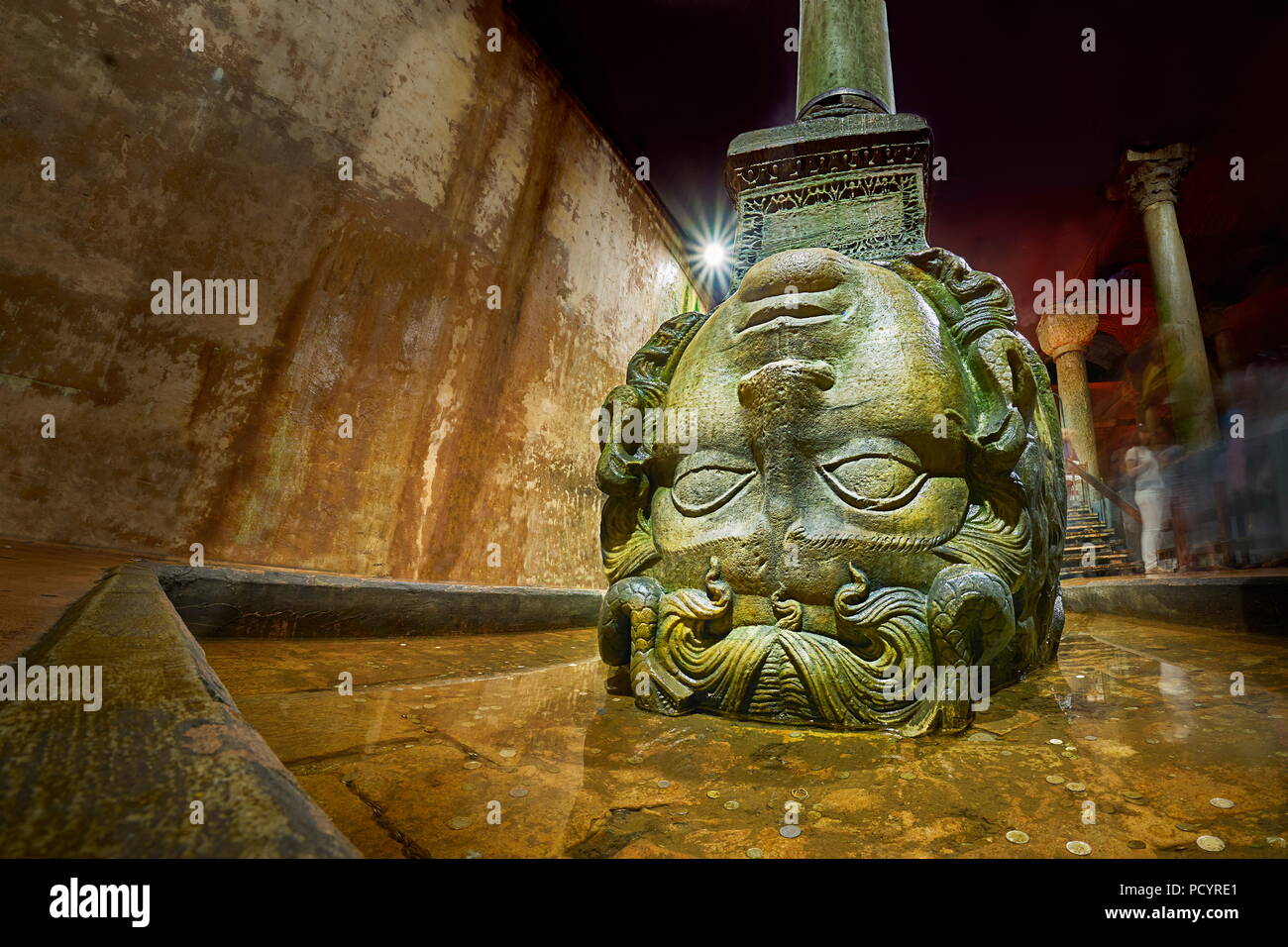 Medusa Head Basilica Cistern Istanbul Turkey Stock Photo Alamy medusa-head-basilica-cistern-istanbul-turkey-stock-photo-alamy