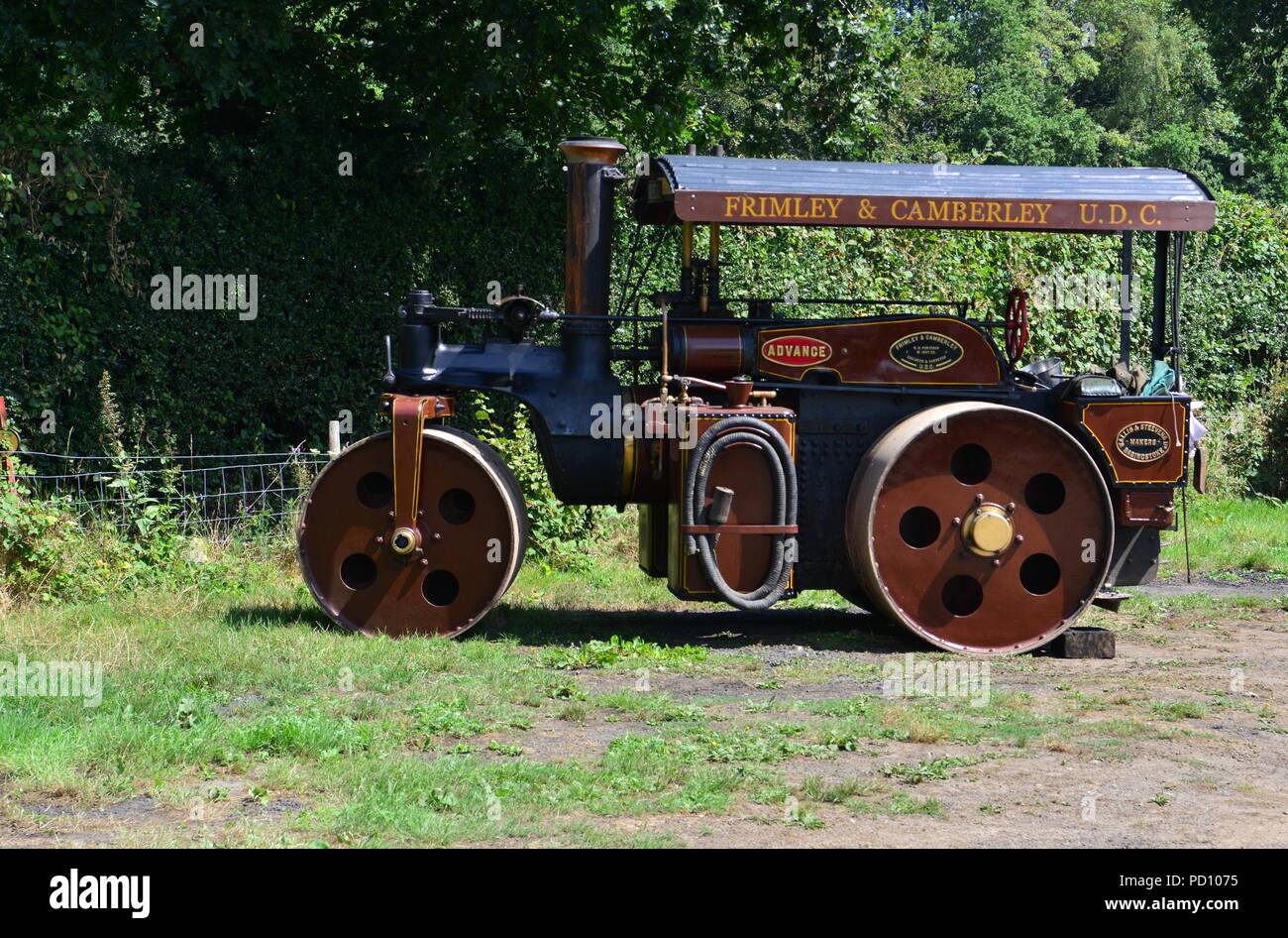 Traction Engine Rear Wheel Springing Mechanism Traction wheels spinning hi-res stock photography and images - Alamy