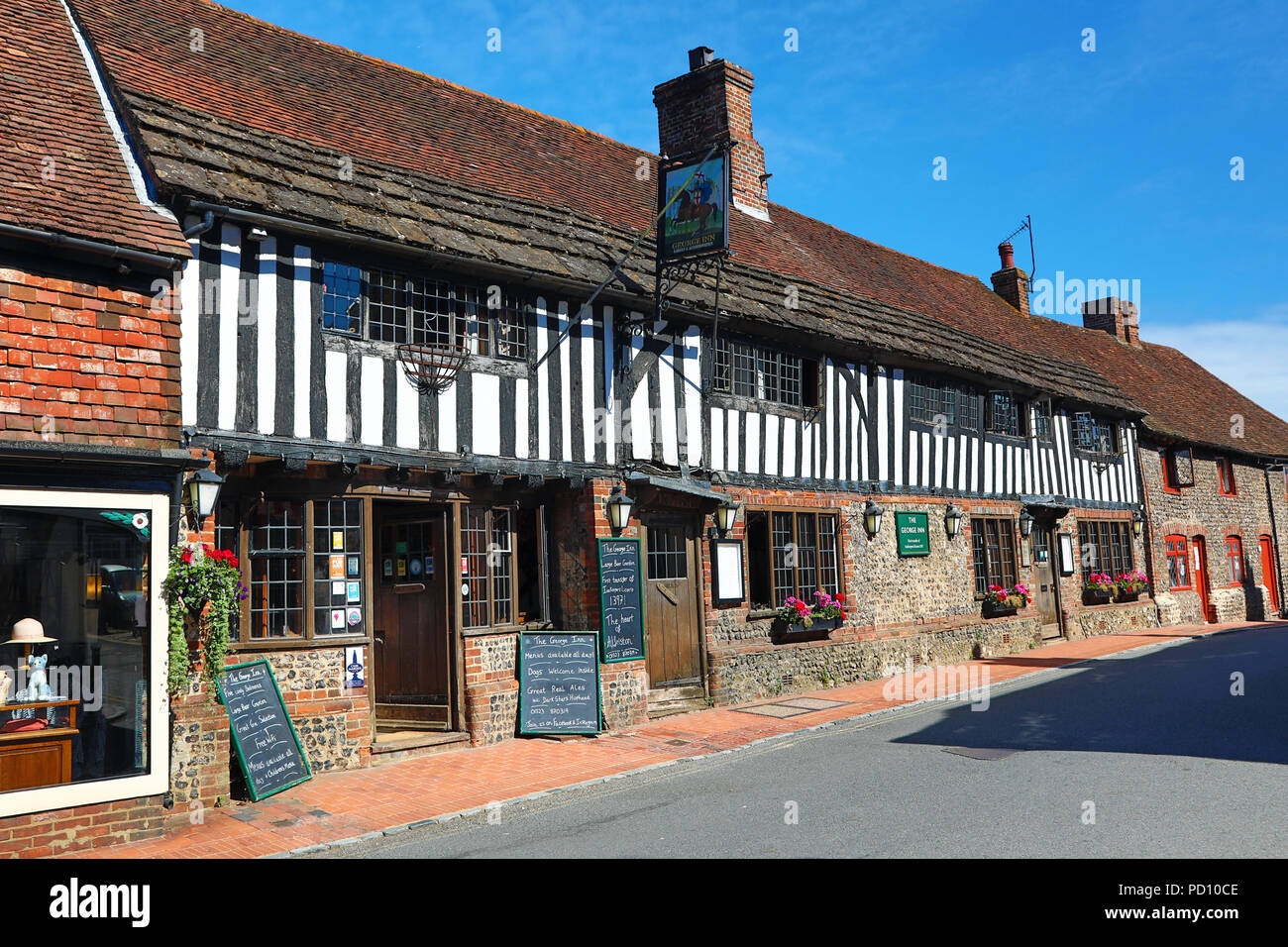 The George Inn pub in the High Street, Alfriston, West Sussex, England, United Kingdom Stock Photo