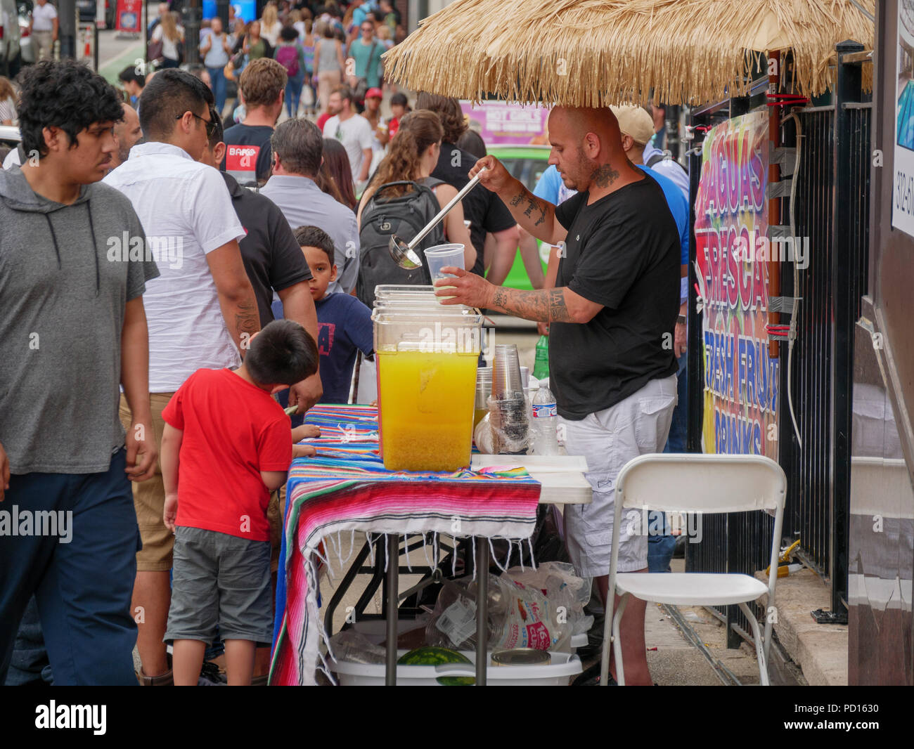 Lemonade stand hires stock photography and images Alamy