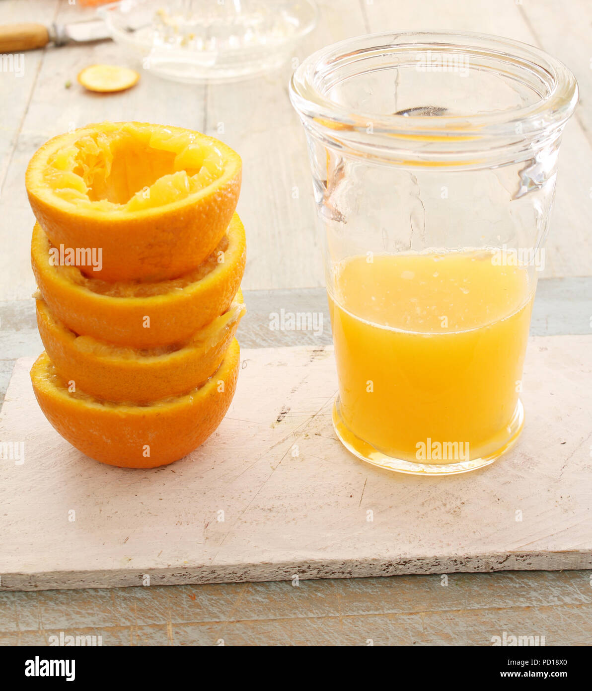 making fresh orange juice Stock Photo Alamy