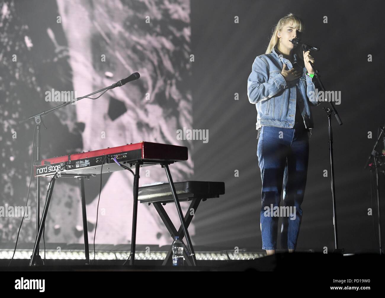 London Grammar, Hannah Reid performs on stage at Bestival, Dorset, UK Credit: Finnbarr Webster/Alamy Live News Stock Photo