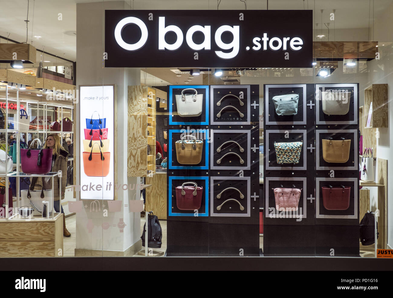 O bag hi-res stock photography and images - Alamy