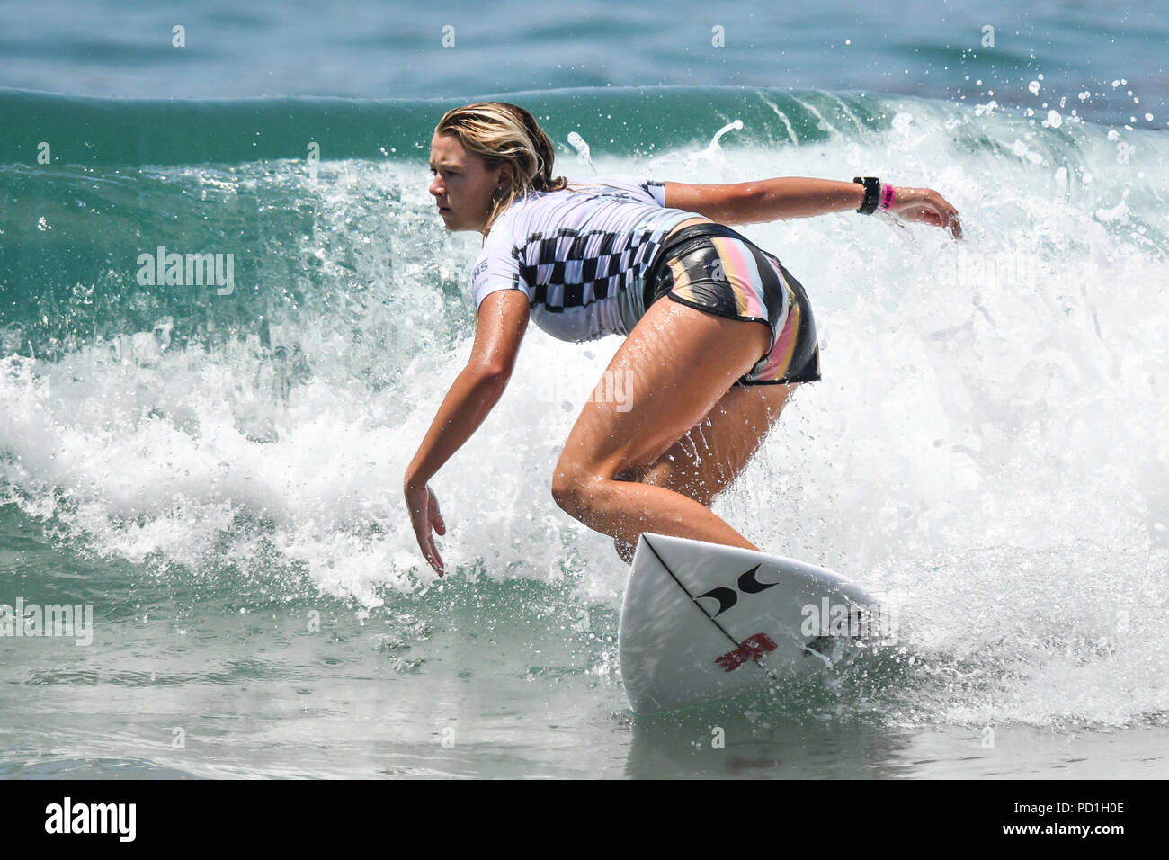 Huntington Beach, California, USA. 3rd Aug, 2018. KIRRA PINKERTON, from the United States, competes in the first round heat of the Vans US Open held at Huntington Beach, California. Credit: Amy Sanderson/ZUMA Wire/Alamy Live News Stock Photo
