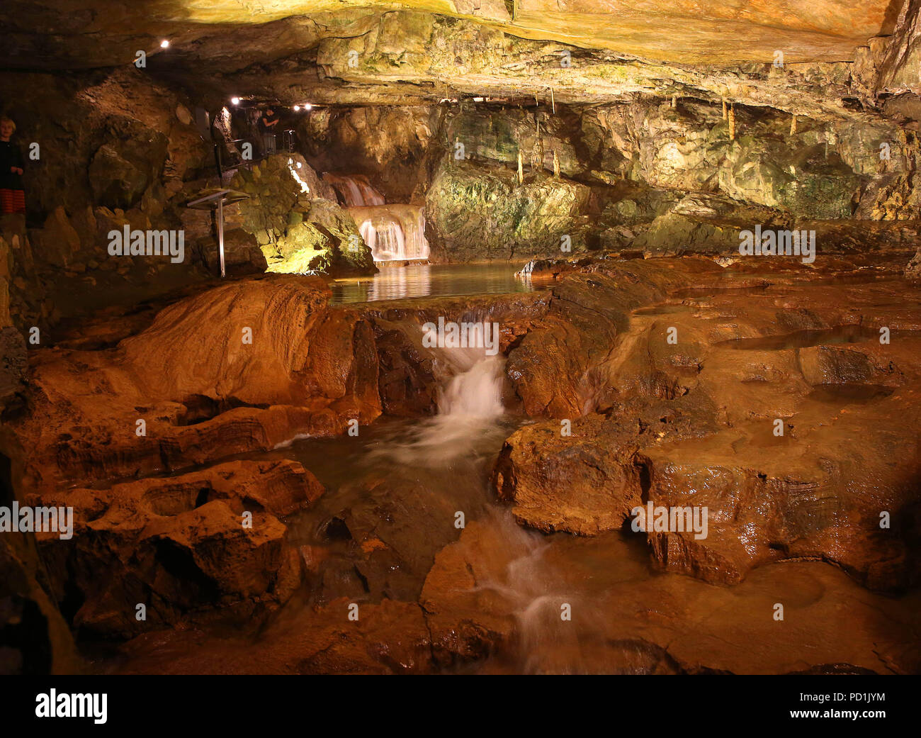 st beatus höhlen swiss caves