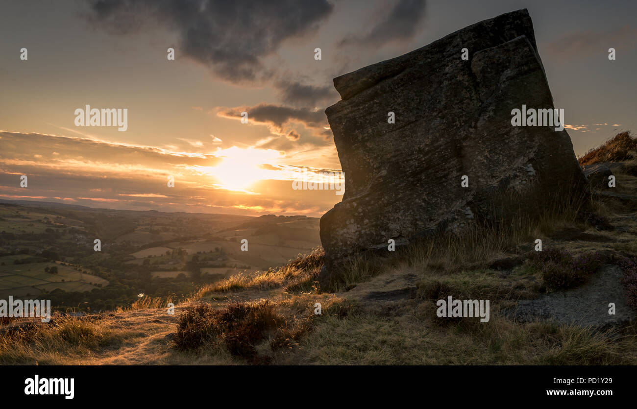 Curbar Edge - Peak District UK Stock Photo - Alamy