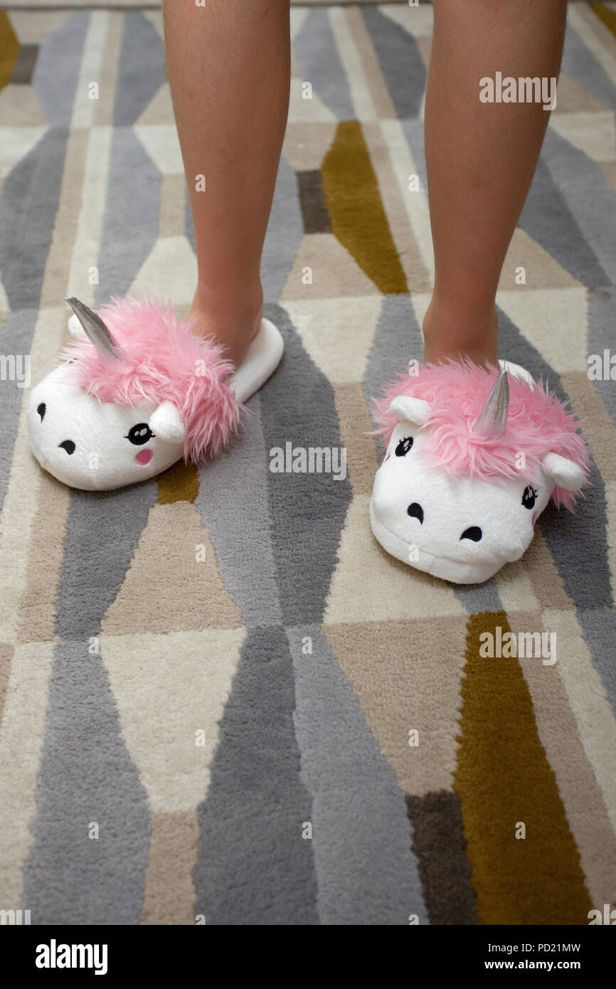 girls unicorn slippers