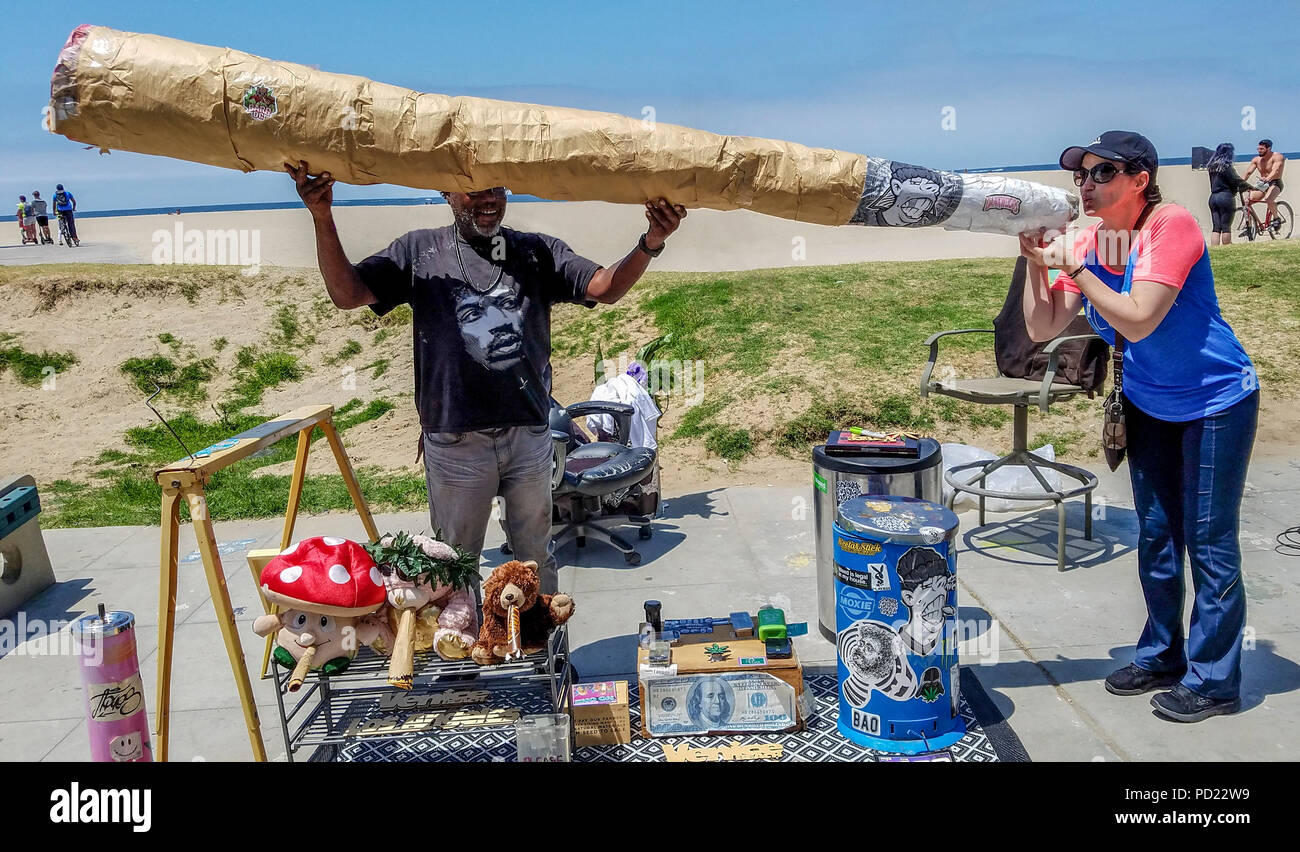 World's largest marijuana joint...well, a replica...along Venice Beach