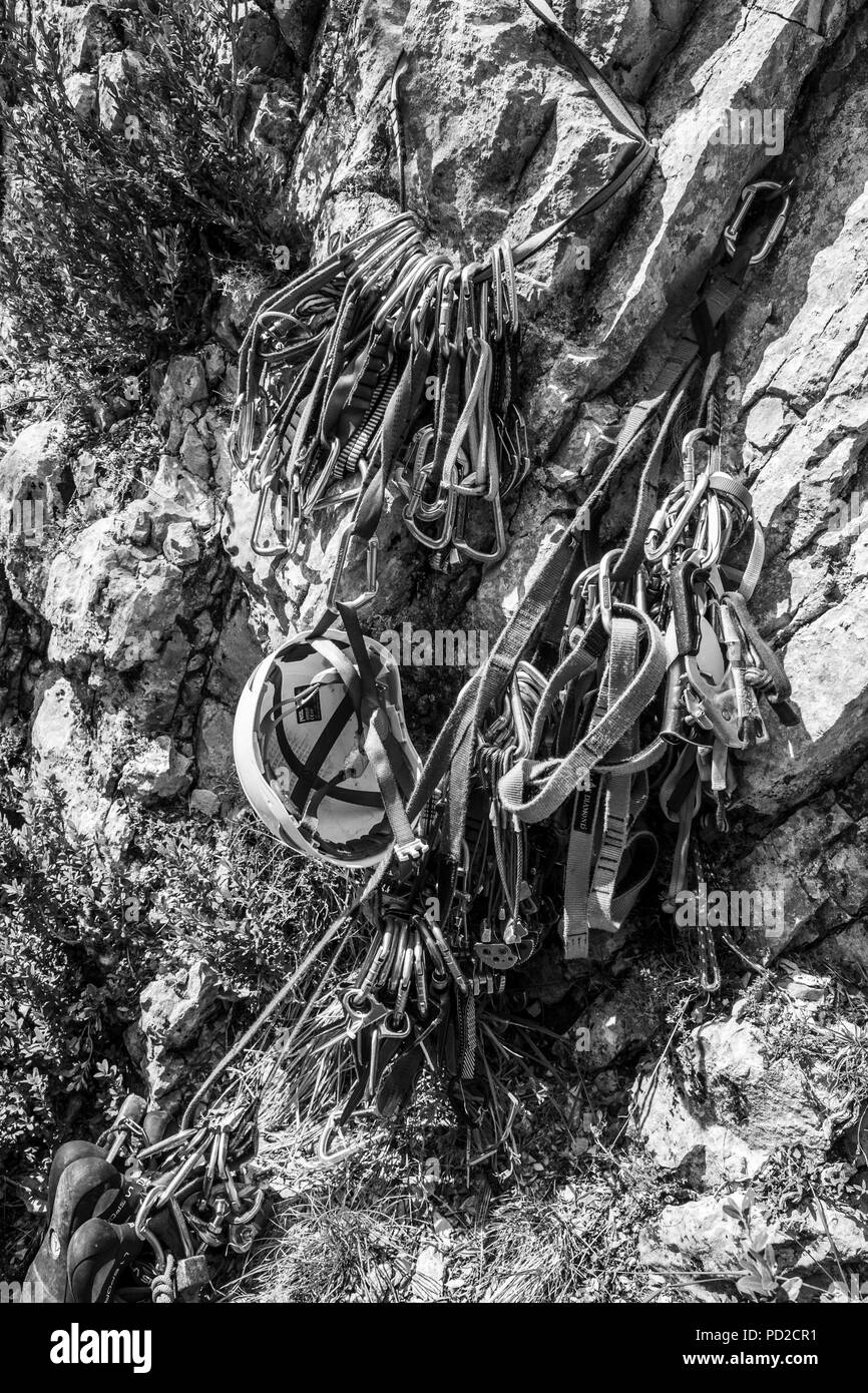 Big Wall Climbing Gear High Resolution Stock Photography and Images Alamy