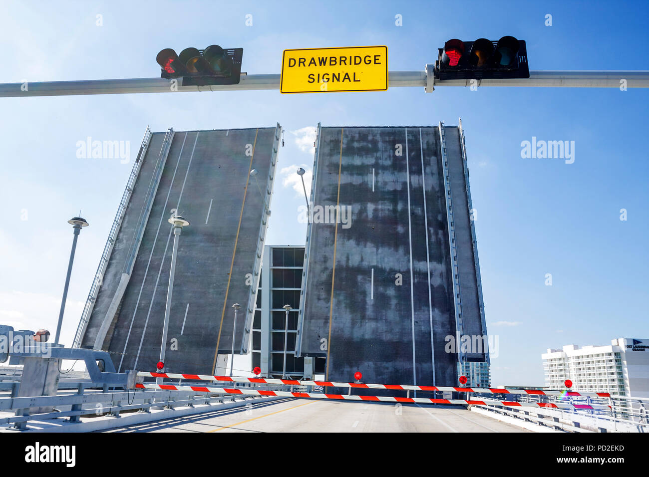 Ft. Fort Lauderdale Florida,SE 17th Street,Intracoastal drawbridge,bridge,signal,traffic light,lights,barriers,movable bridge,elevated,open,up,FL08122 Stock Photo