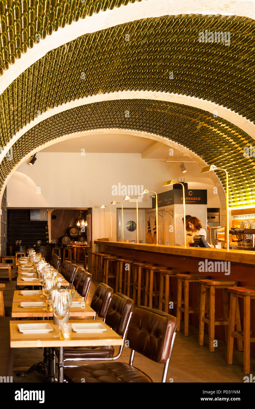 Lisbon the wine cellar bar hires stock photography and images Alamy