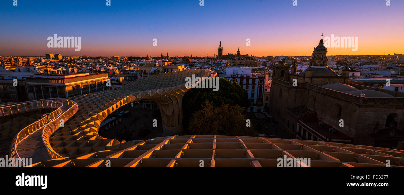 Isabel Second Bridge High Resolution Stock Photography and Images - Alamy