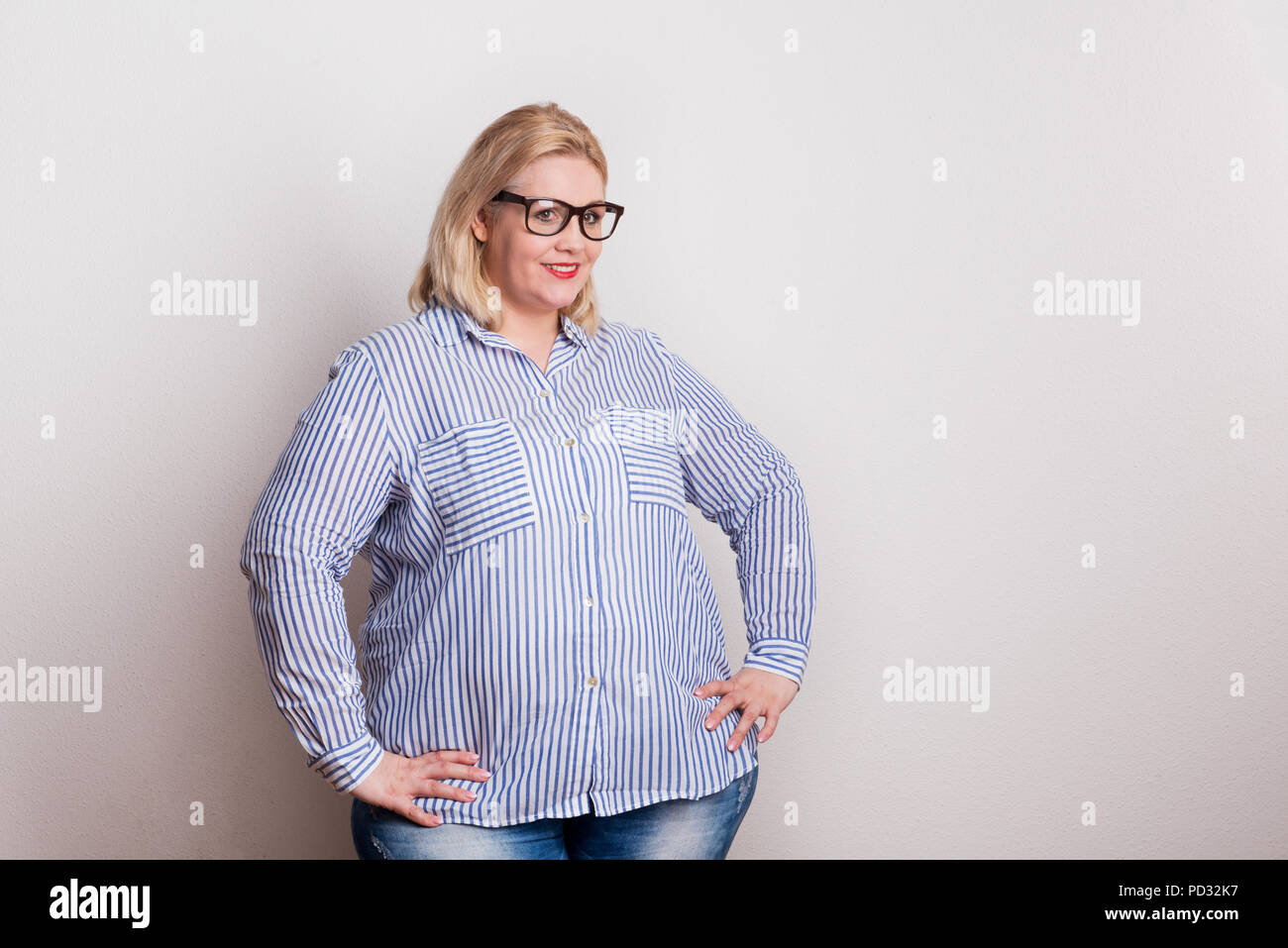280+ Fat Girl Jeans Stock Photos, Pictures & Royalty-Free Images - iStock