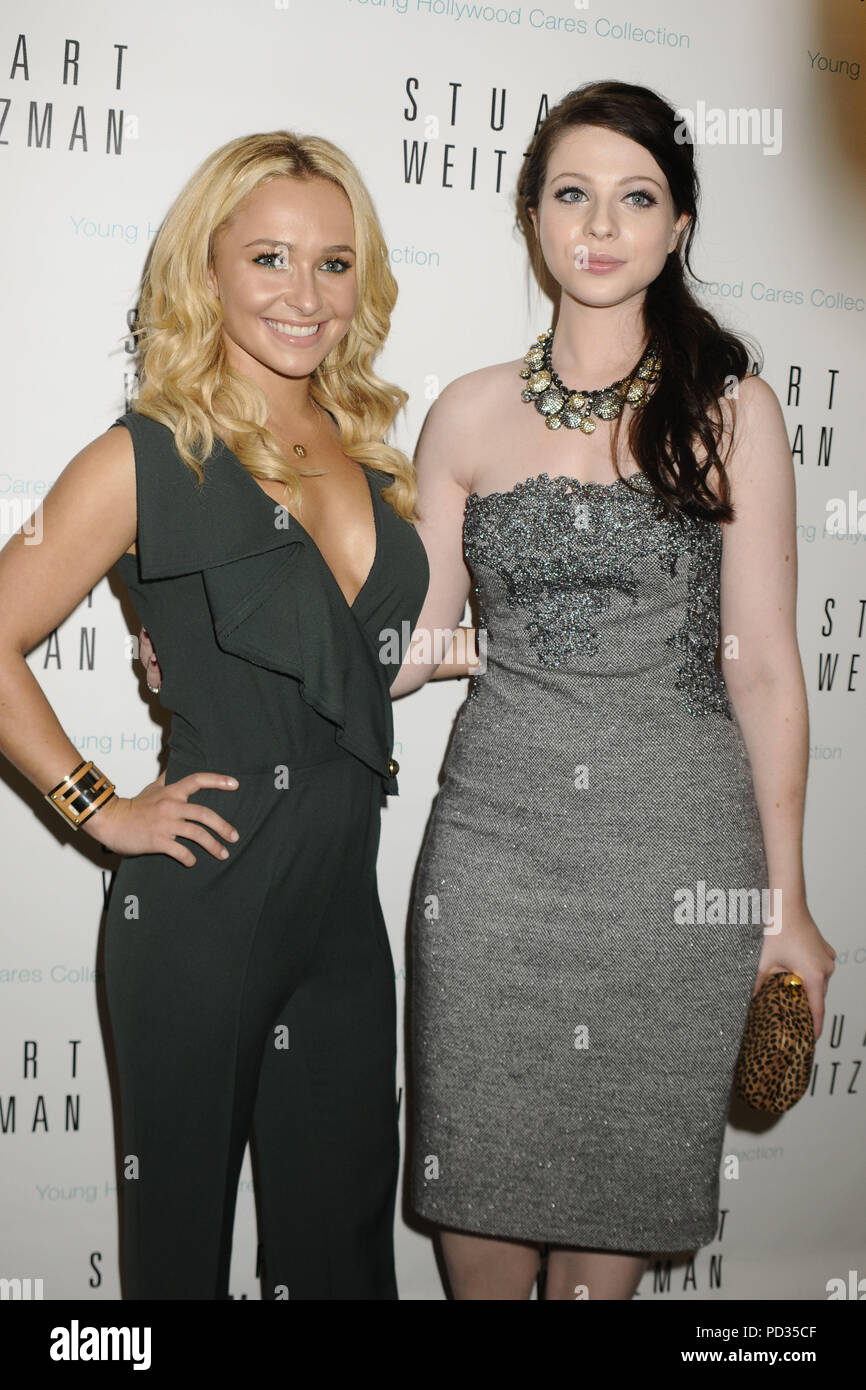 NEW YORK, NY - SEPTEMBER 08: Hayden Panettiere Michelle Trachtenberg at