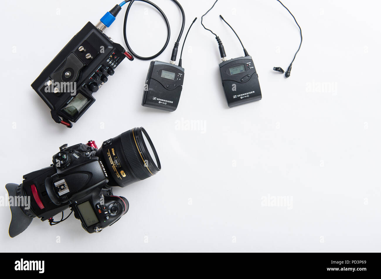 Lav microphone hires stock photography and images Alamy