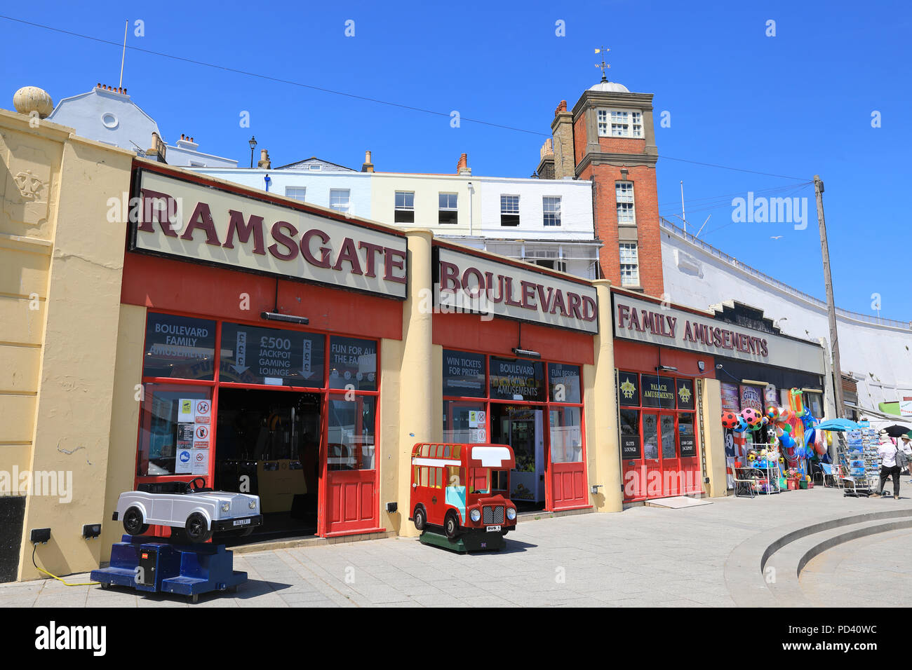Traditional seafront fun hi-res stock photography and images - Alamy