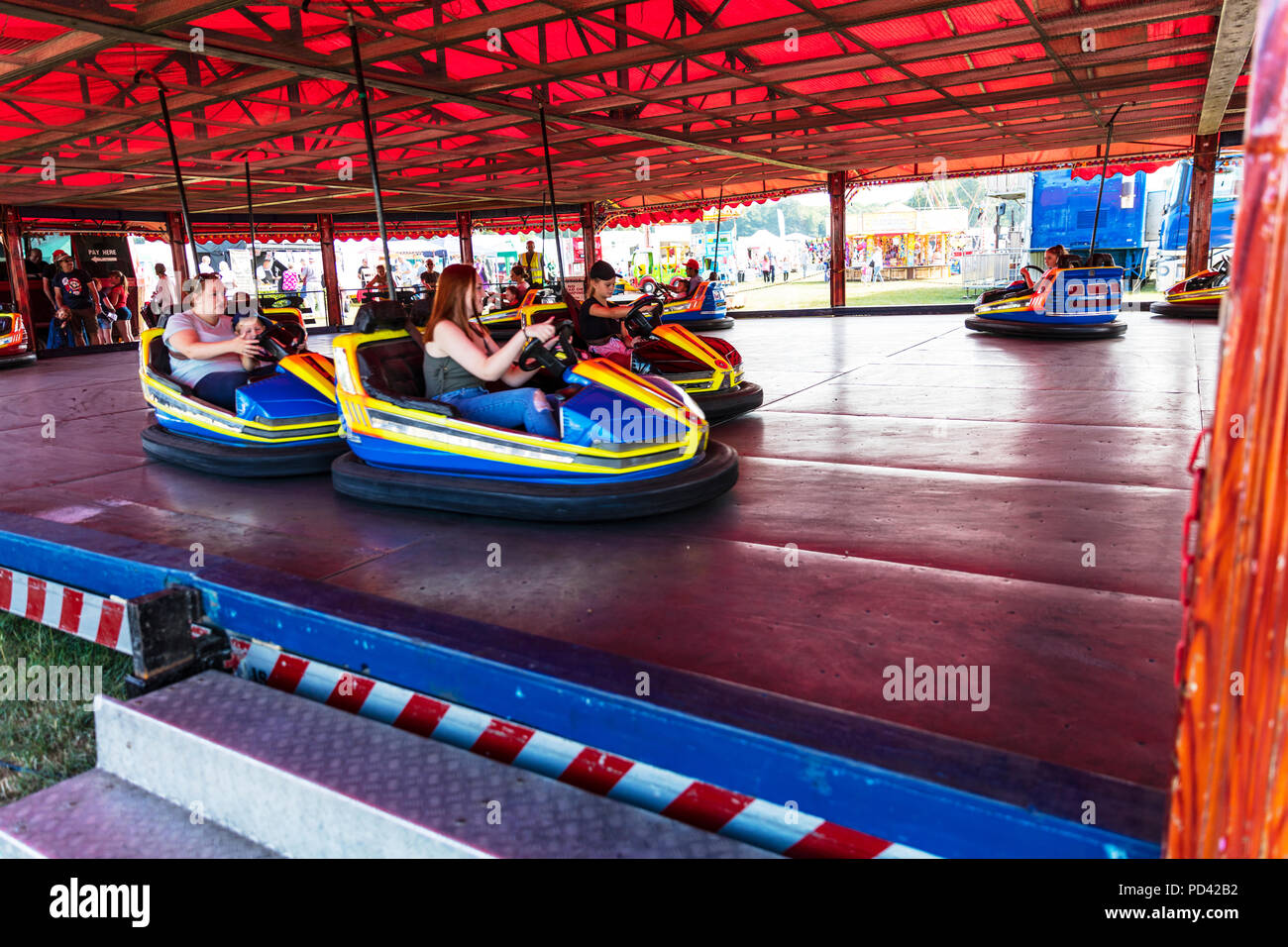 Dodgem ride hi-res stock photography and images - Alamy