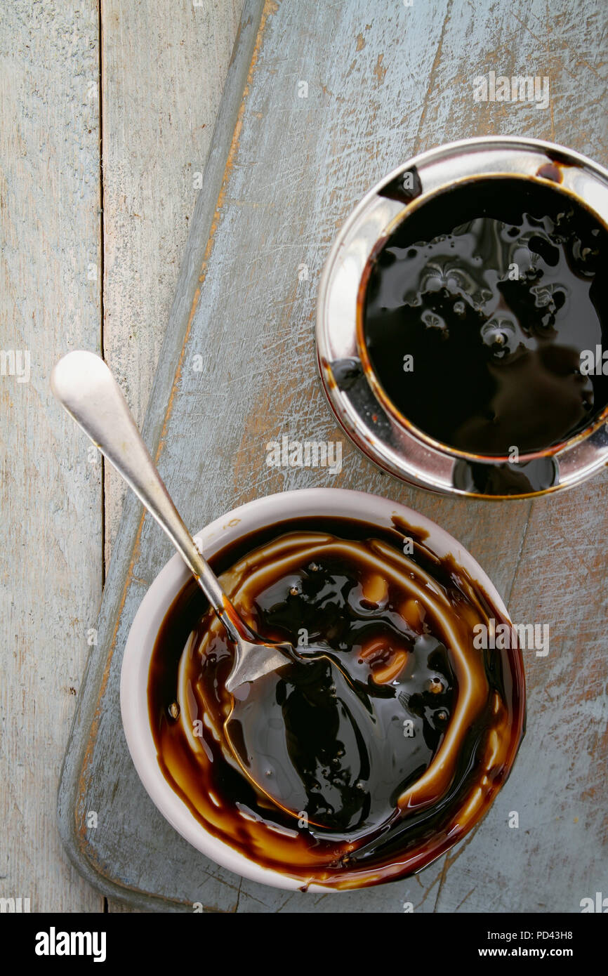 molasses treacle in dish Stock Photo Alamy