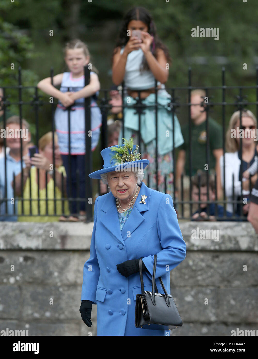 Queen Elizabeth II arrives to inspect Balaclava Company, 5 Battalion