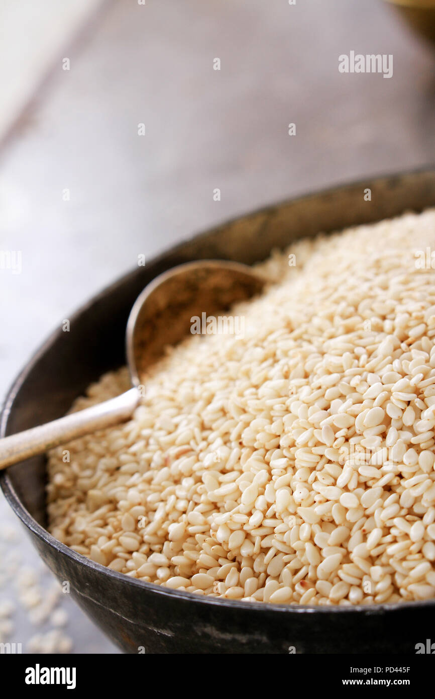 sesame seeds in dish Stock Photo - Alamy