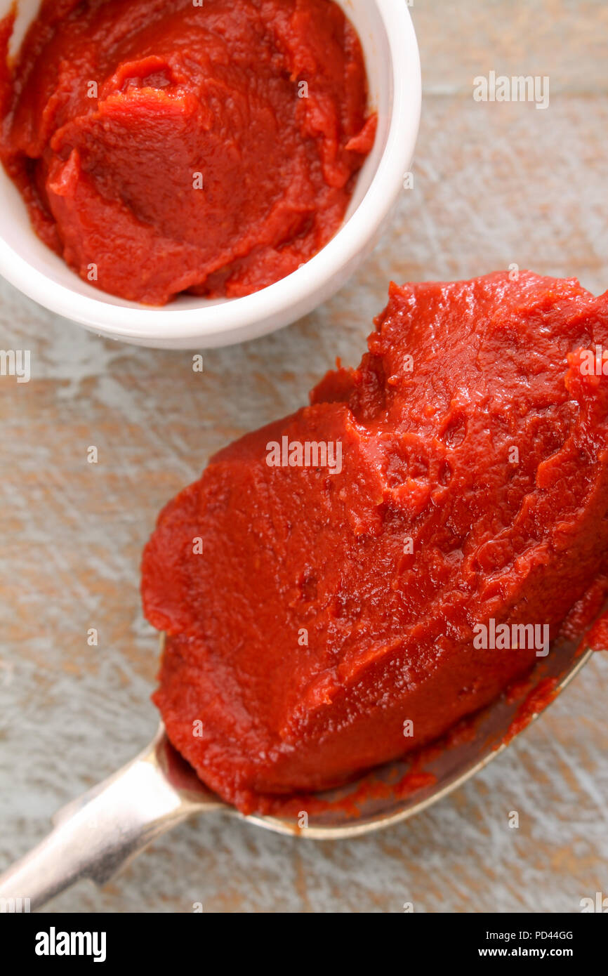 tomato puree paste Stock Photo Alamy