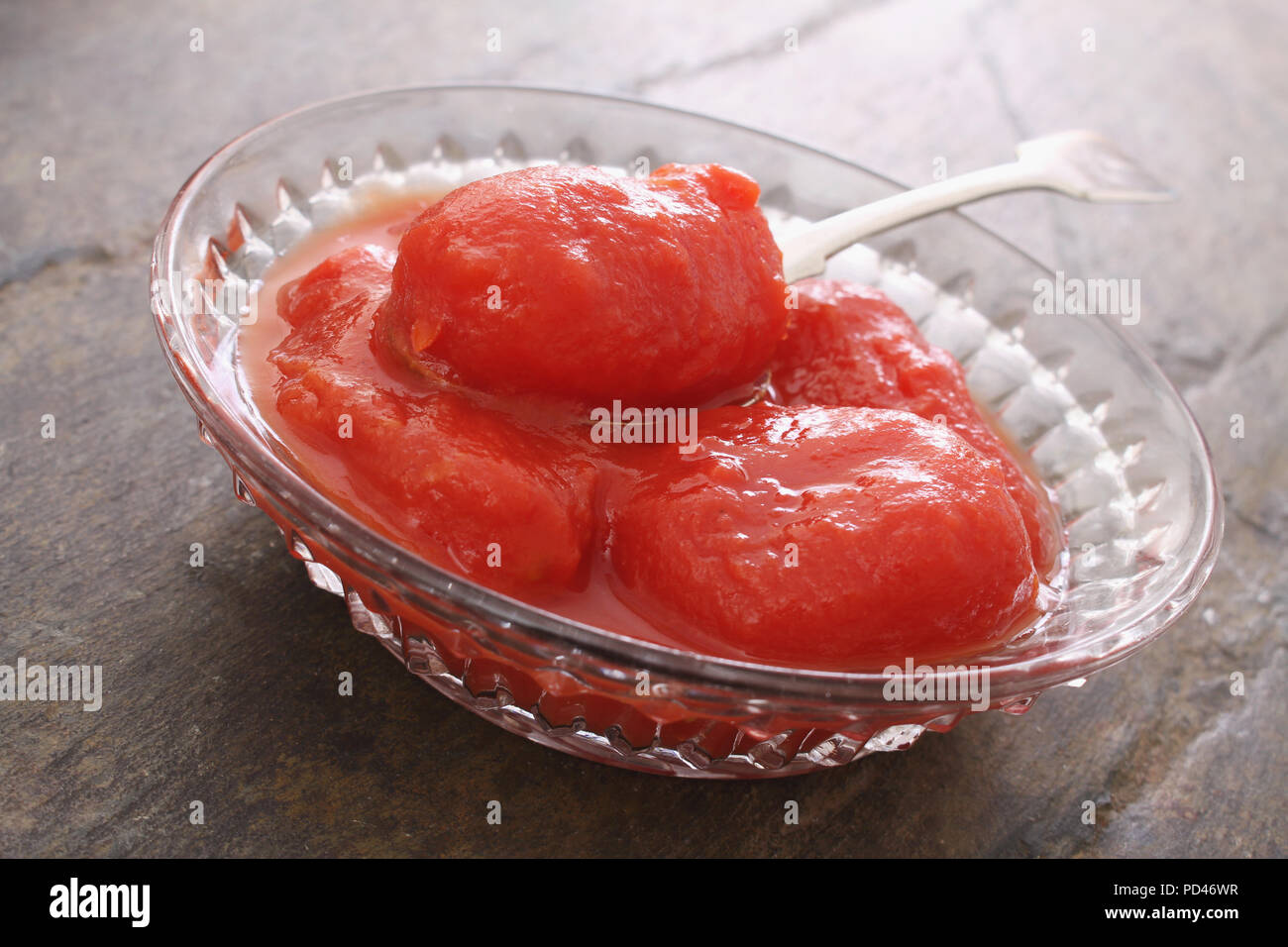 Tinned Plum Tomatoes Stock Photos & Tinned Plum Tomatoes Stock Images
