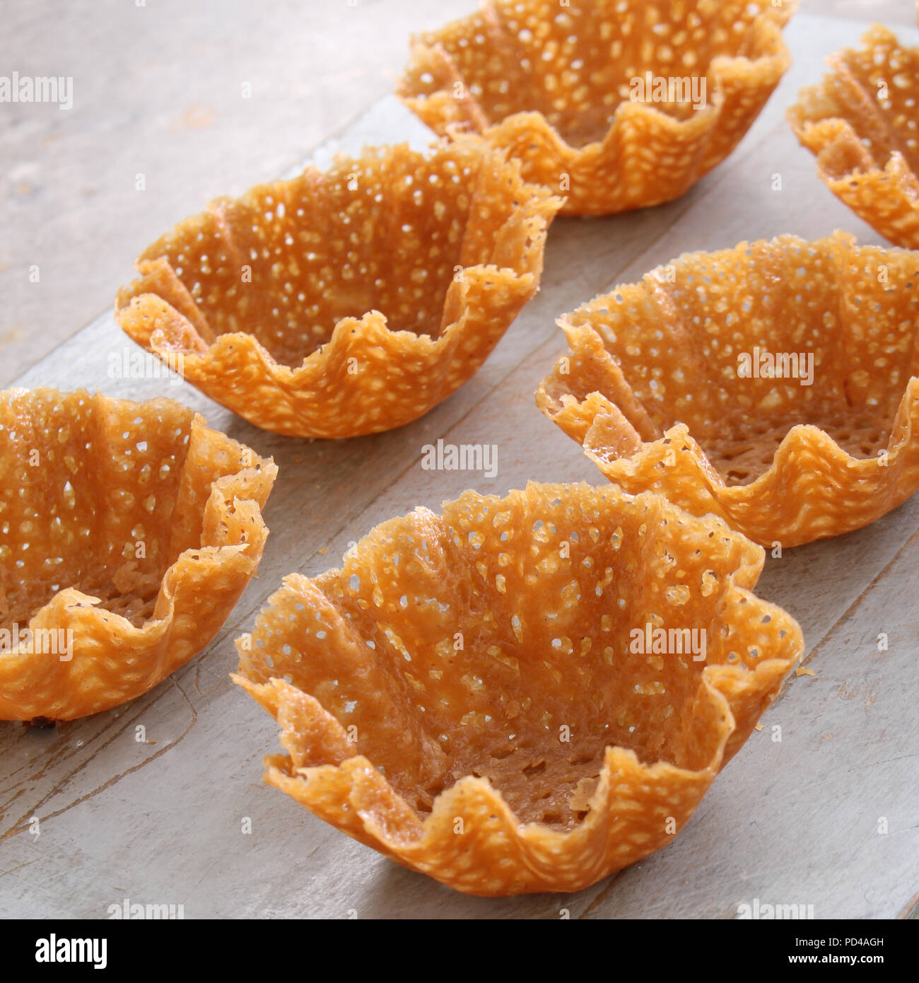 brandy snap baskets Stock Photo Alamy