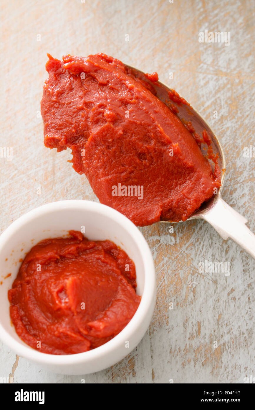tomato puree paste Stock Photo Alamy