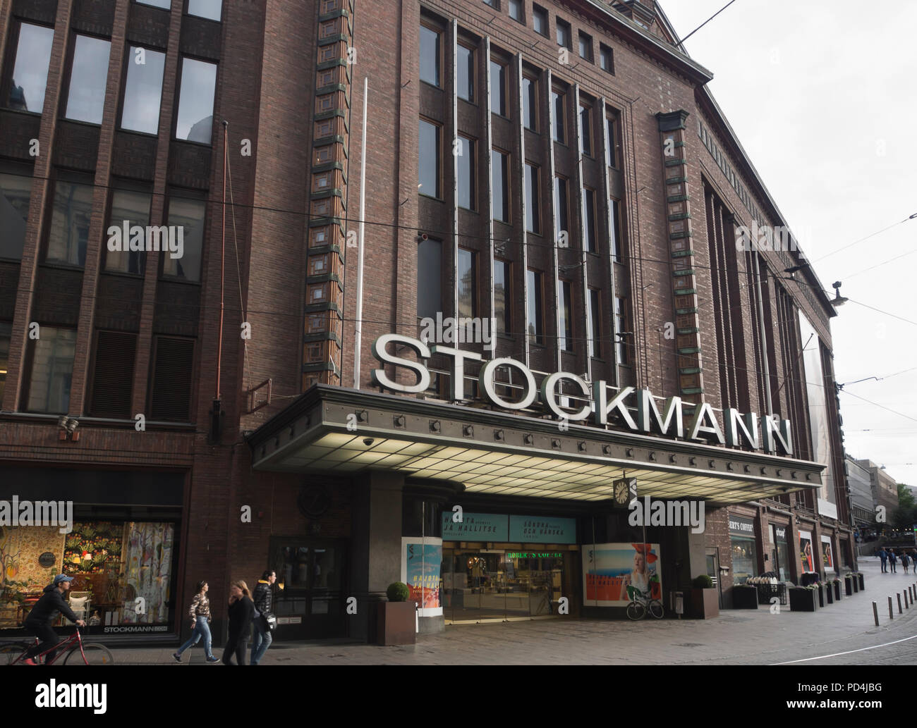 The renown Finnish department store Stockmann in the centre of Helsinki ...