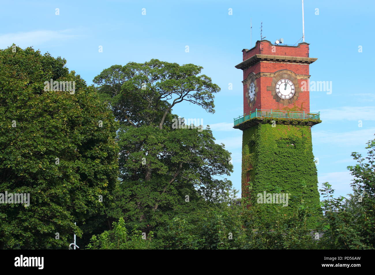 Seacroft Hospital Clock Tower Stock Photo Alamy
