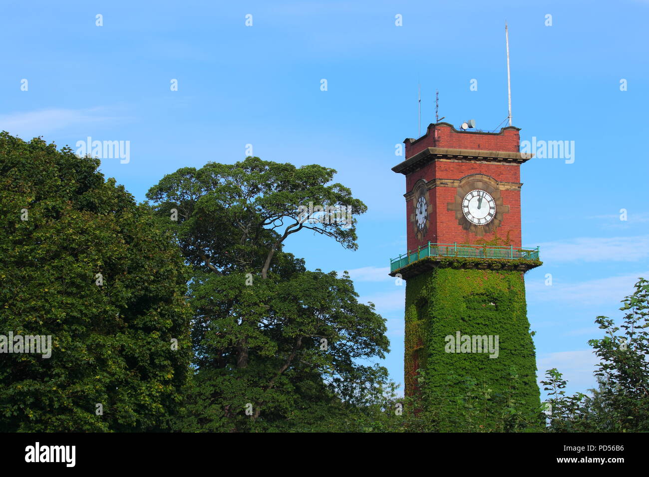 Seacroft Hospital Clock Tower Stock Photo Alamy