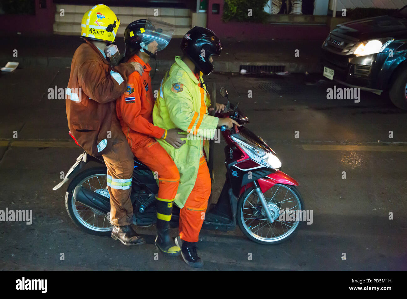 Emergency services at fire in central Bangkok, Thailand Stock Photo