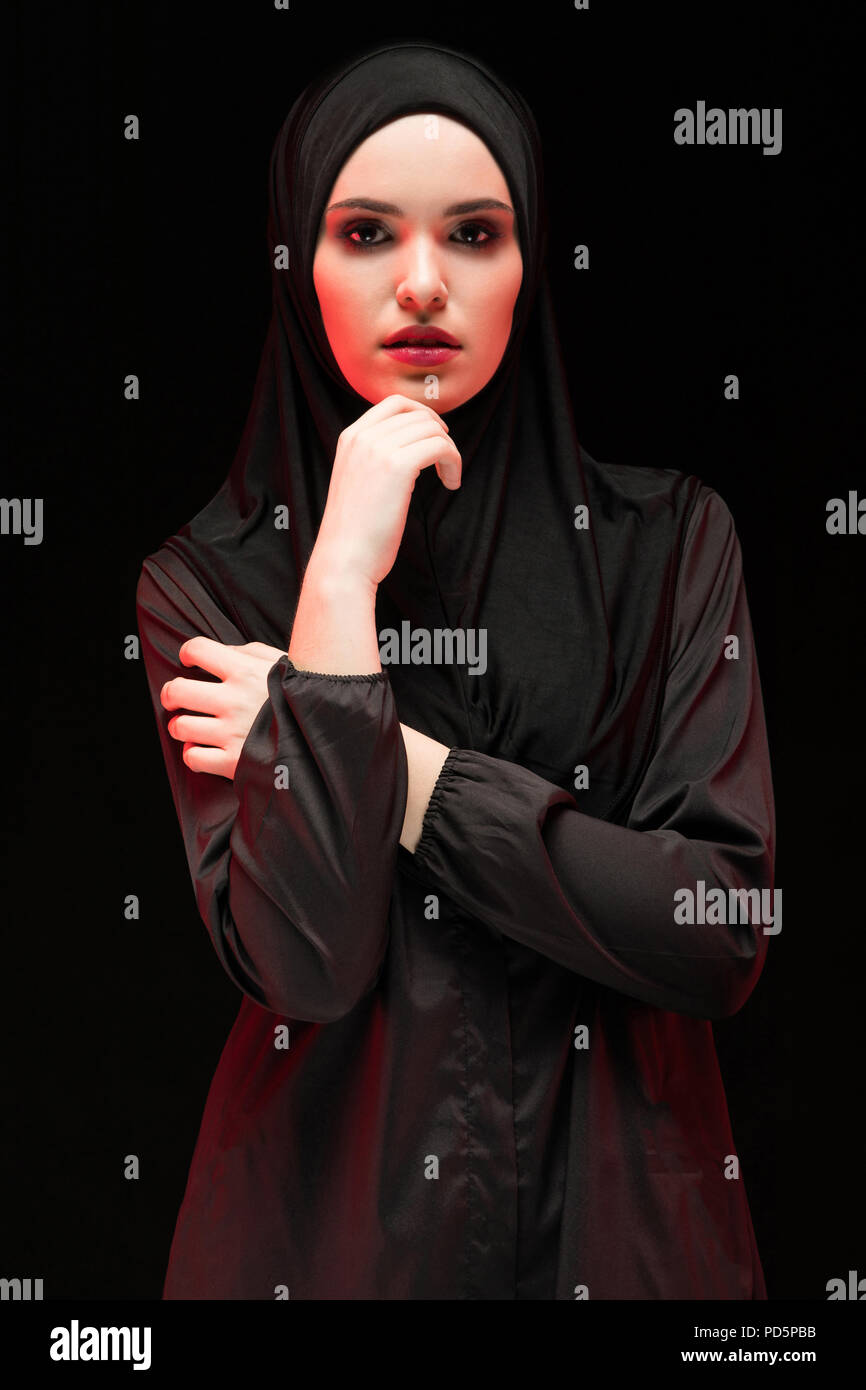Portrait Of Young Muslim Woman In Traditional Clothes Stock Photo Alamy